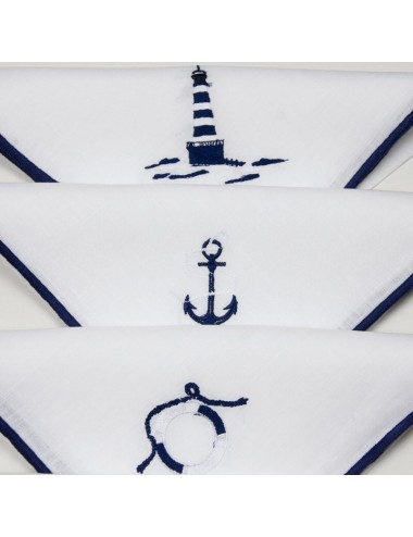 Set of 6 white napkins made of pure linen with marine embroidery