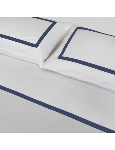 Completo letto in percalle bianco con bordo colorato