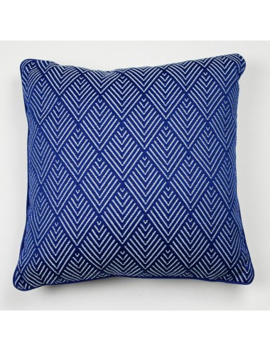 Outdoor cushion with graphic pattern