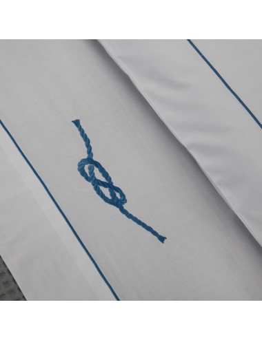 Percale set of sheets with nautical knot embroidery