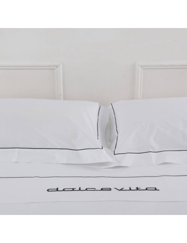Percale set of sheets with cord
