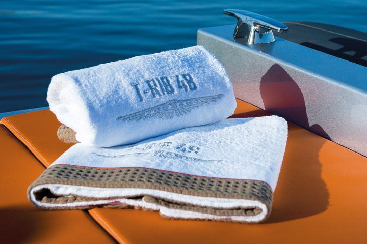 Del Monaco Luxury - Beach Towels